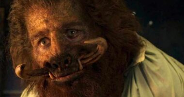 Paper Vs. Spigot: Which Minecraft Software Is Better For You? Kristofer Hivju’s character in Witcher Season 2 gets poked by Henry Cavill.