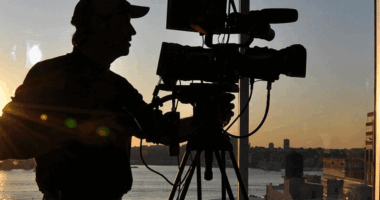 Will ‘The Voyeurs’ Air on Netflix? 5 Tips for Working with a Short Film Production Company