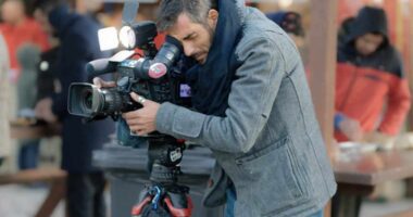 When Is the Right Time to Bring in External Financial Experts? Tips for Businesses How to Become a Filmmaker? A Step-by-Step Guide for Beginners